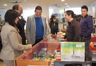 Este fin de semana, las asociaciones de comerciantes de Totana, Alhama y Mazarr�n celebran una feria outlet en el Hotel Sensol de Camposol